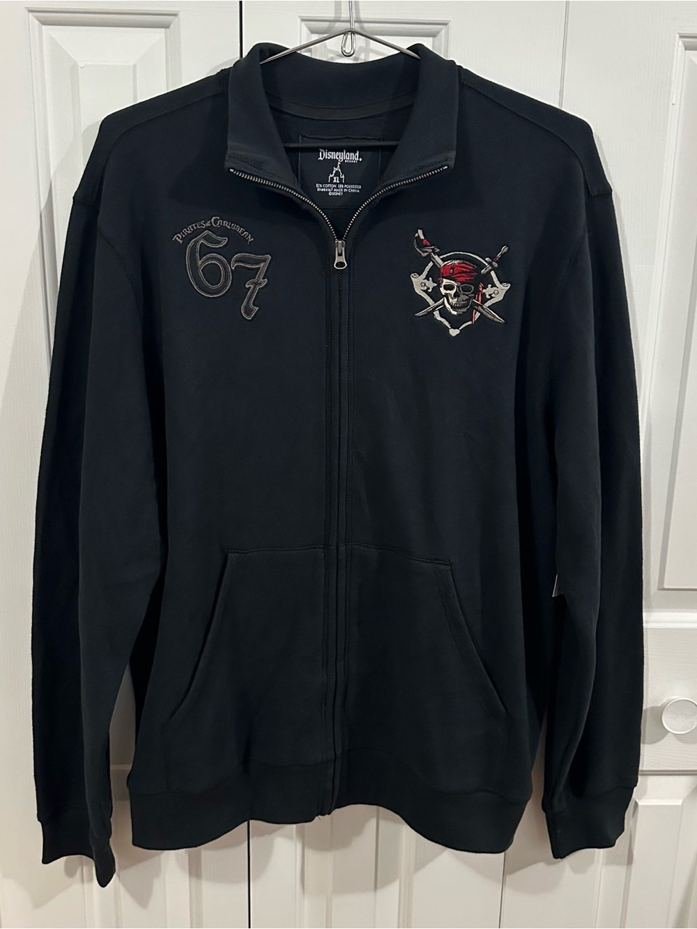 Disneyland Pirates of the Caribbean 67 Full Zip Jacket Size XL Brand New